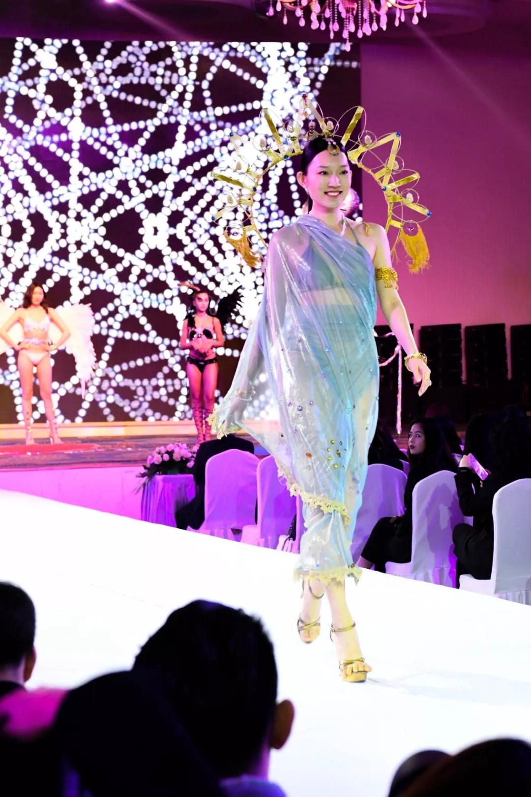 黑光教育2019春季彩妆发布会